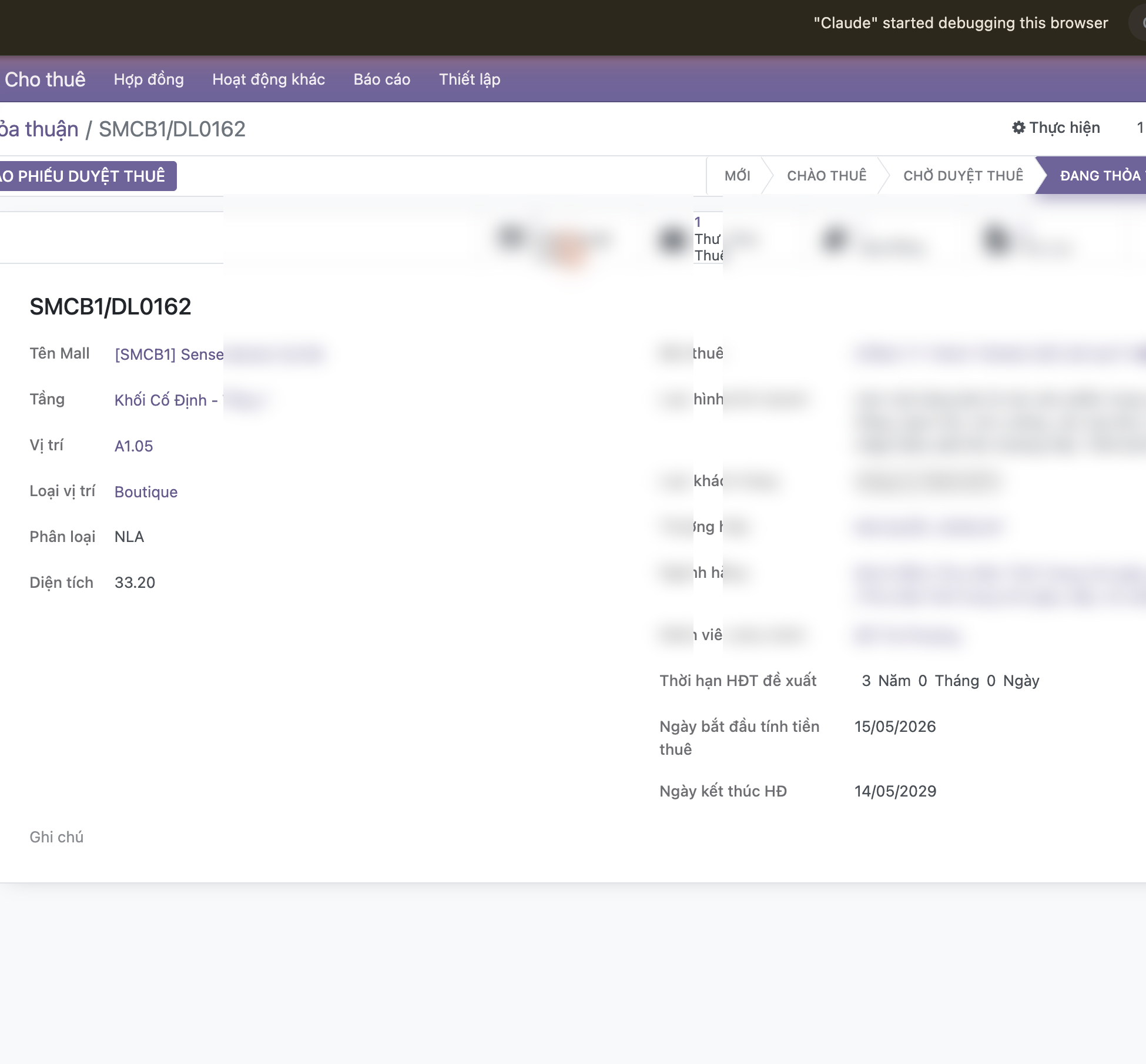 Form Thỏa thuận trên Odoo (dữ liệu đã làm mờ) — thông tin được chia 2 cột: bên trái là vị trí thuê (Mall, Tầng, Vị trí, Diện tích), bên phải là thông tin khách hàng và HĐT đề xuất
