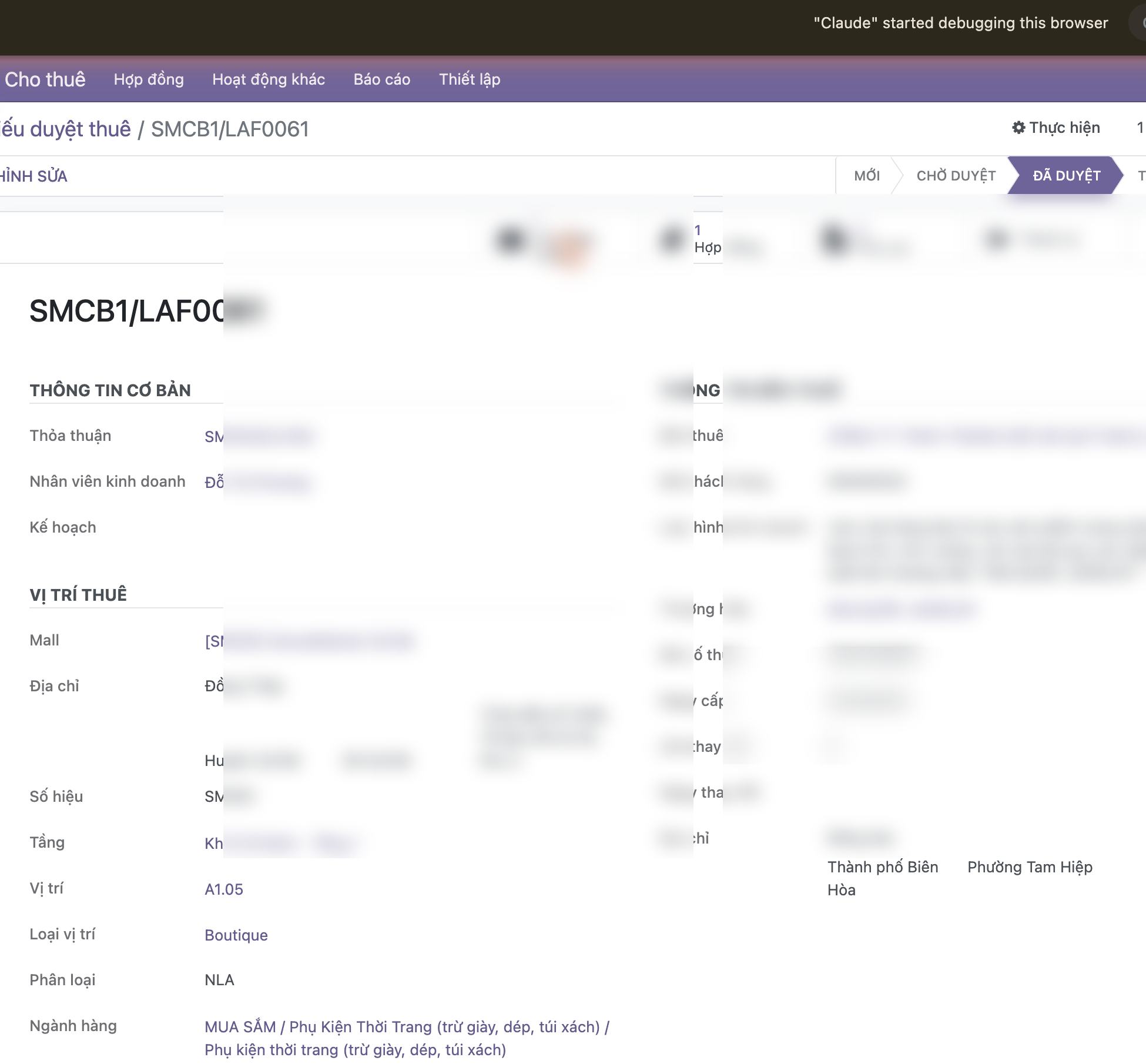 Form LAF trên Odoo (dữ liệu đã làm mờ) — phần đầu hiển thị 2 nhóm thông tin: THÔNG TIN CƠ BẢN (Thỏa thuận, NV kinh doanh, Kế hoạch) + THÔNG TIN BÊN THUÊ (Bên thuê, Mã KH, Loại hình KD, Thương hiệu, MST). Status flow MỚI → CHỜ DUYỆT → ĐÃ DUYỆT → TỪ CHỐI DUYỆT → HUỶ